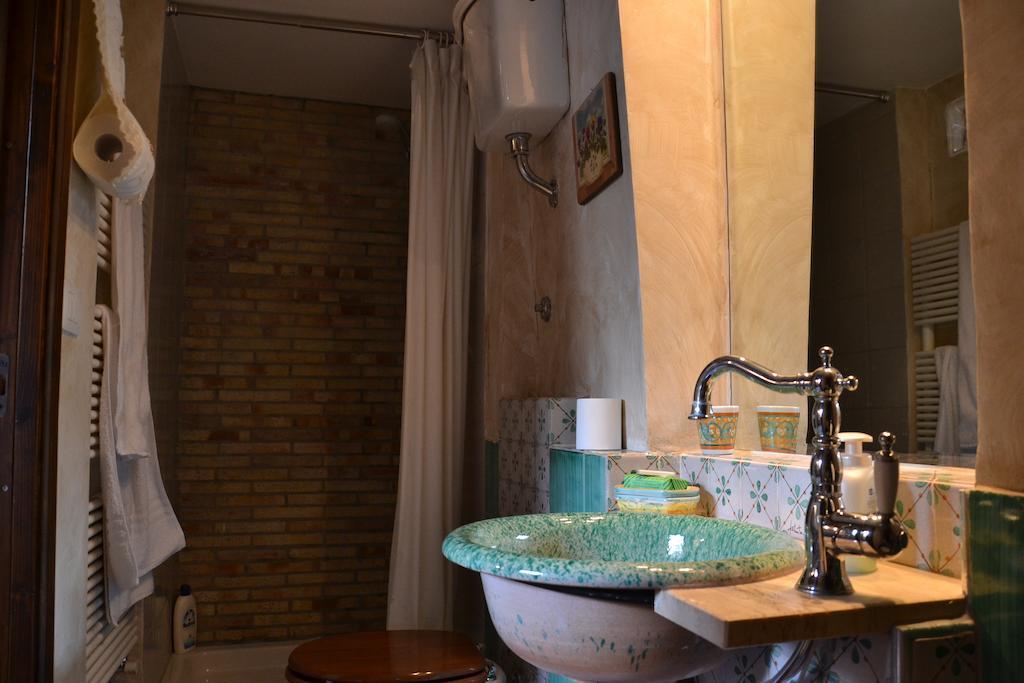 La Casa Del Pittore Di Petralia Petralia Soprana Værelse billede