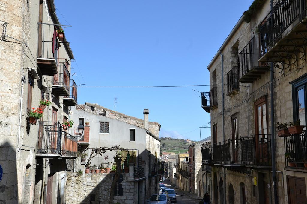 La Casa Del Pittore Di Petralia Petralia Soprana Eksteriør billede